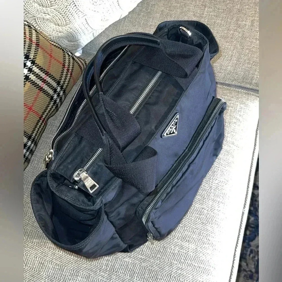 $2,300 PRADA Blk Nylon Baby Bag/Diaper Bag/Designer Logo Handbag Lux Tote/Purse - Picture 4 of 16